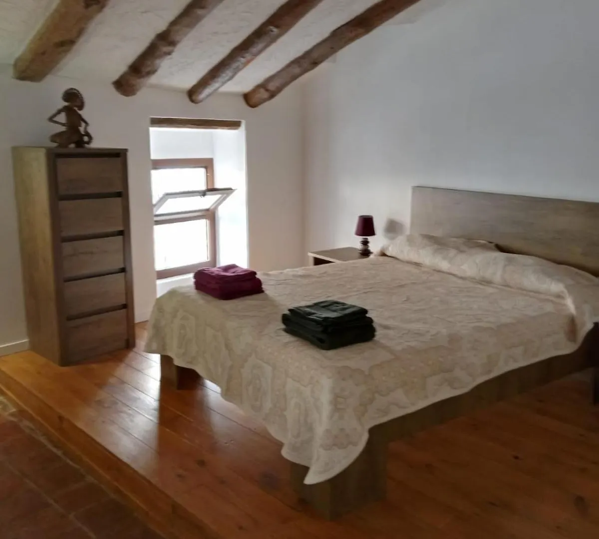 Spacious Attic Apartment El Perello  Spain