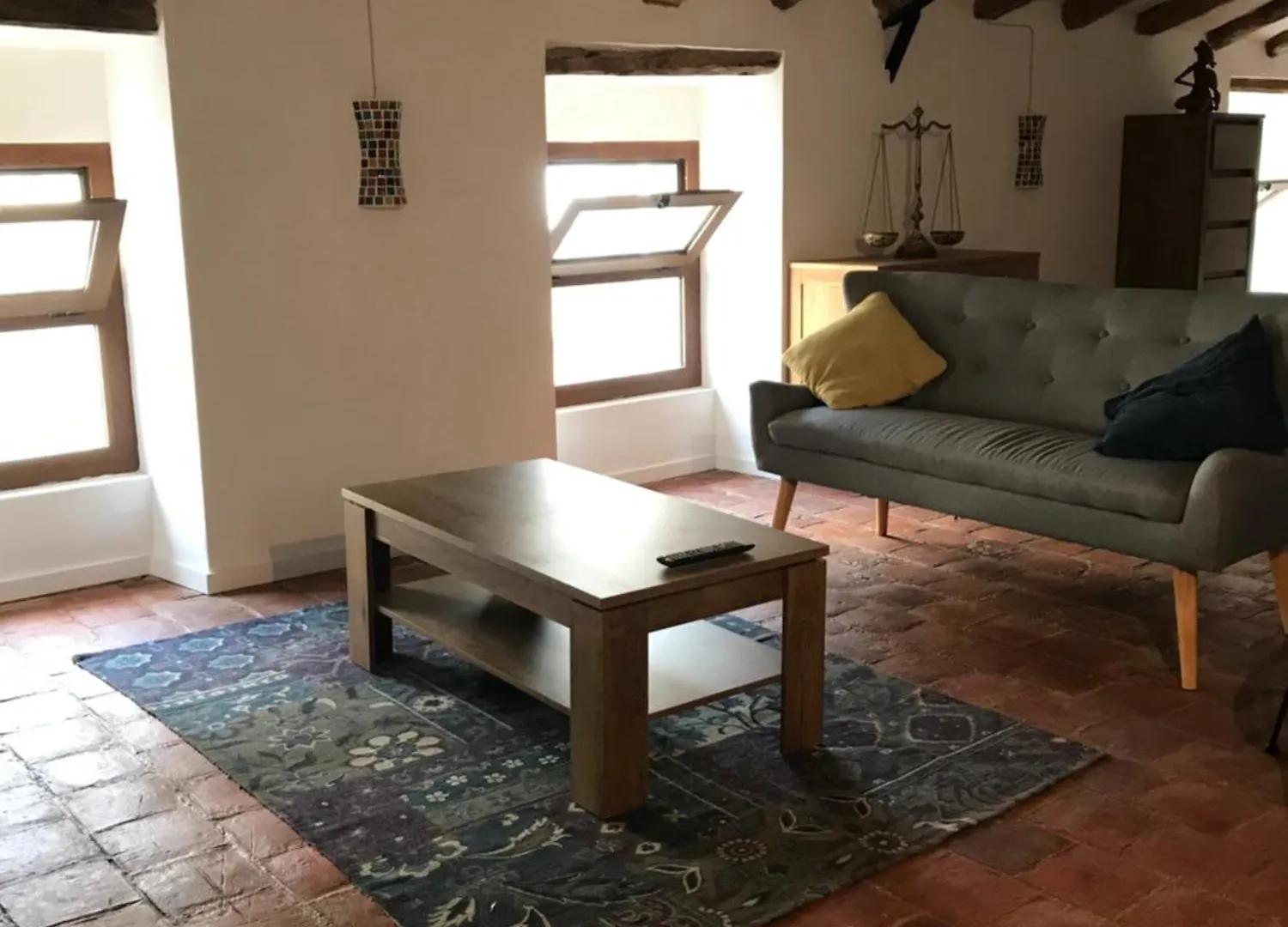 Spacious Attic Apartment El Perello
