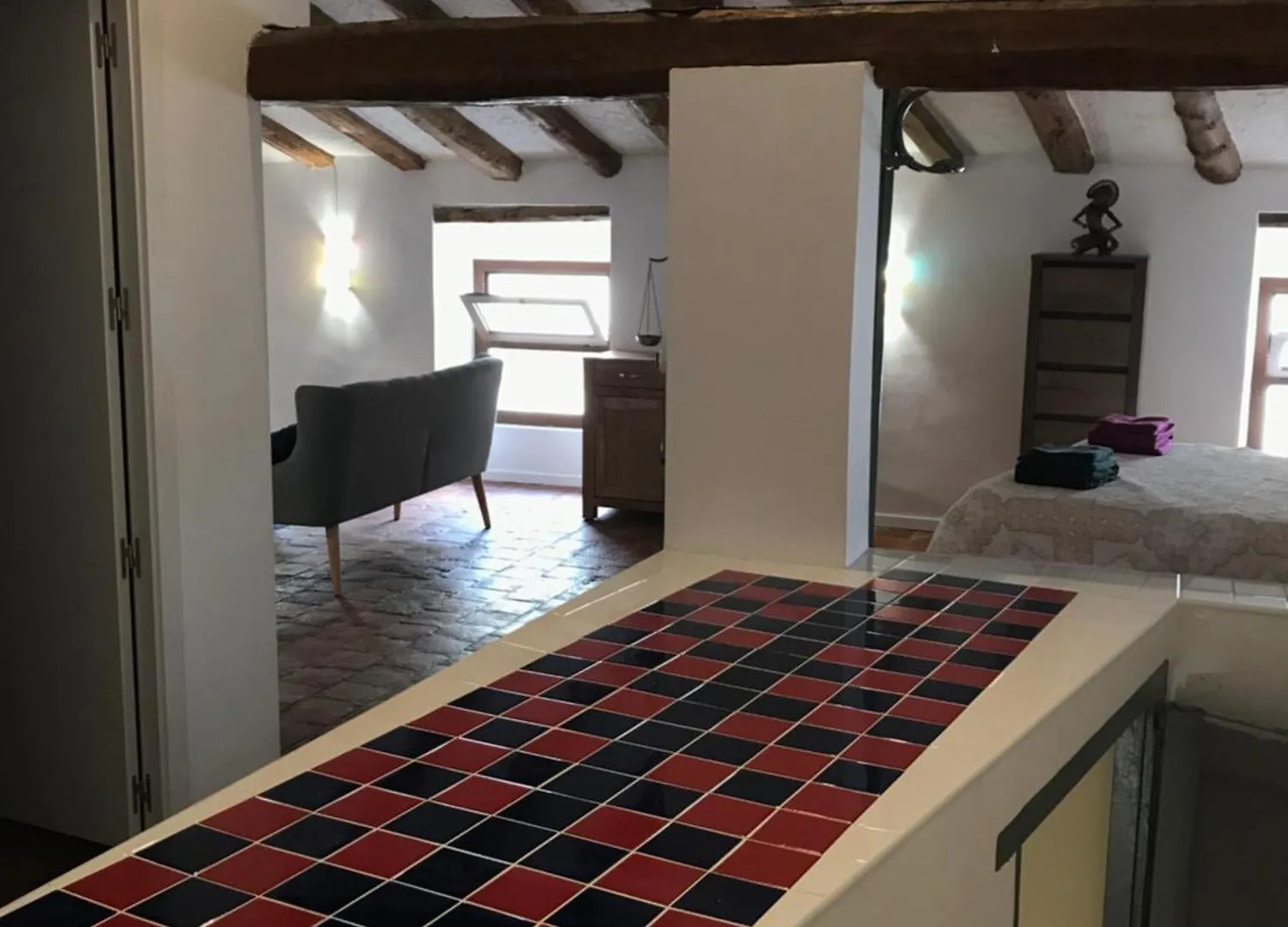 Spacious Attic Apartment El Perello