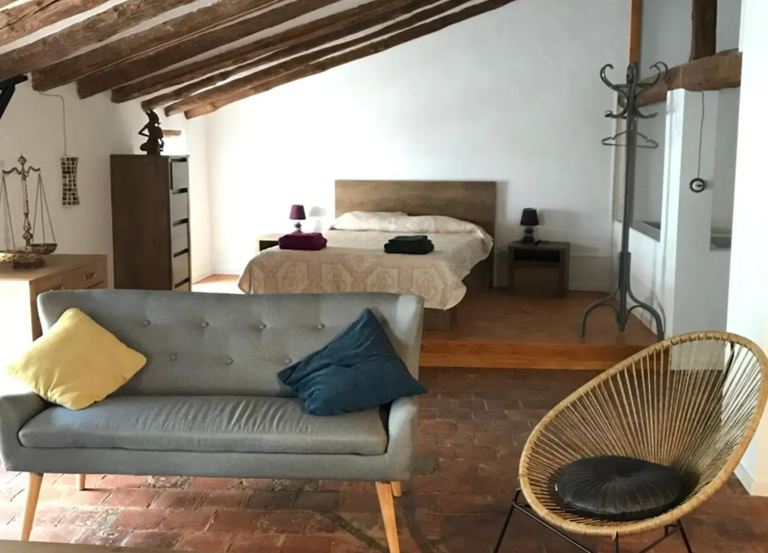 Spacious Attic Apartment El Perello  0*, El Perello (Catalonia) Spain